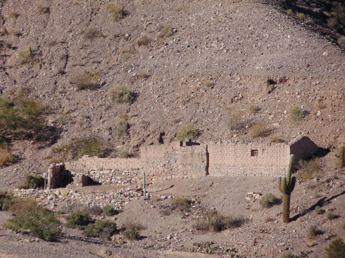 Sendero De Las Cabras Purmamarca Bagian luar foto